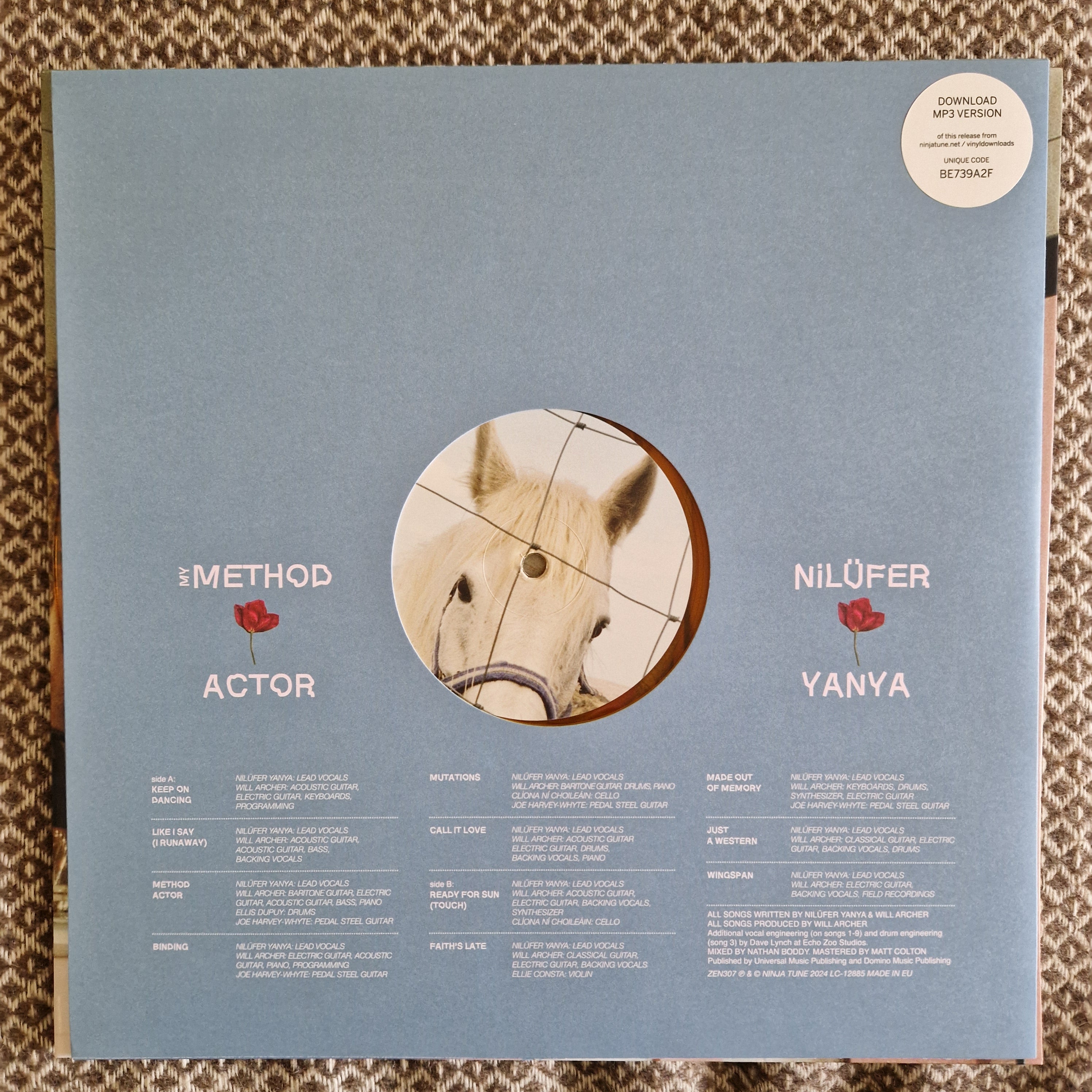 Nilüfer Yanya – My Method Actor / Vinyl LP Crystal Amber / SIGNED AUTOGRAPHED