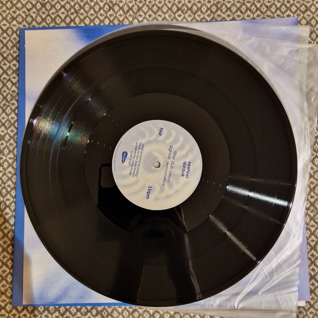 Seefeel – Quique / Vinyl 2LP SIGNED / AUTOGRAPHED