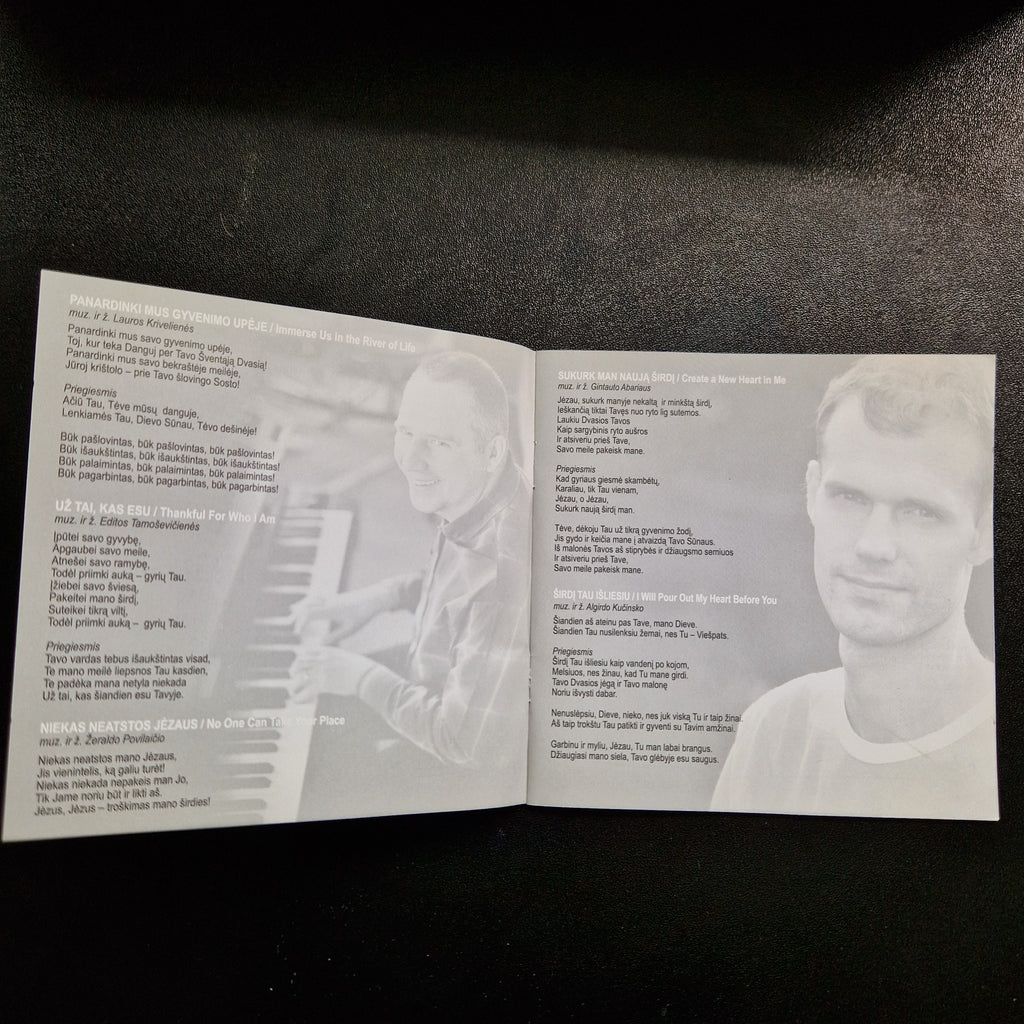 Bažnyčios Tikėjimo Žodis Choras "Maranata" – Dangaus Paliesti / CD Album