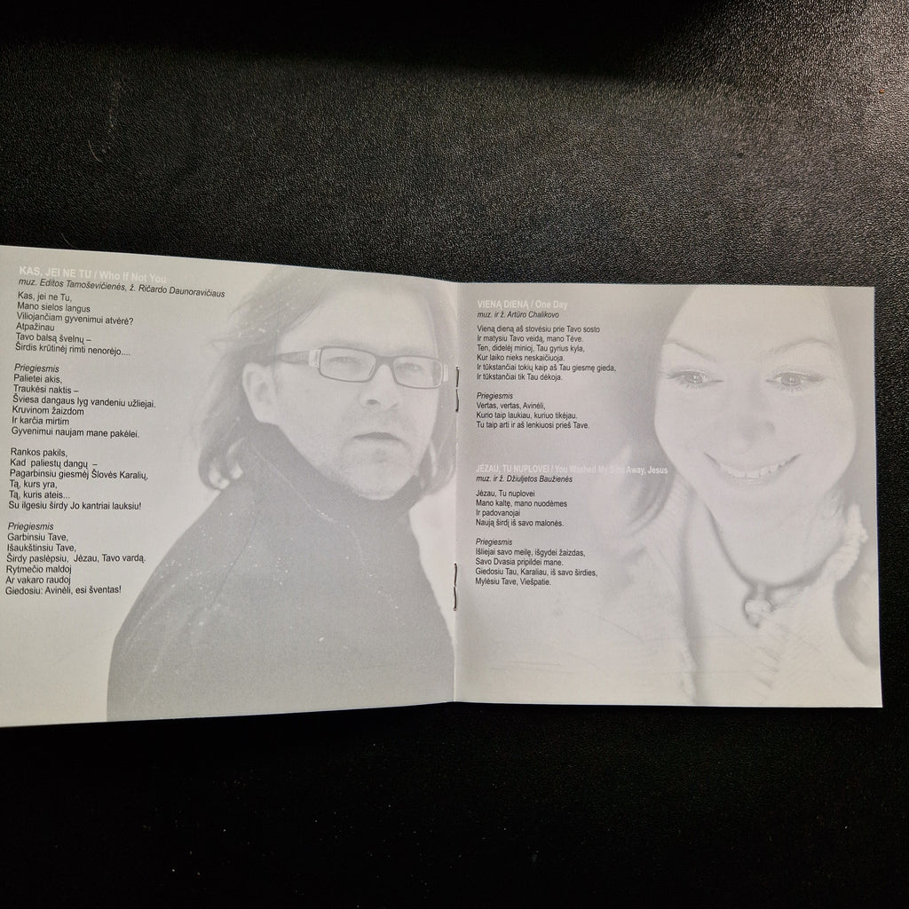 Bažnyčios Tikėjimo Žodis Choras "Maranata" – Dangaus Paliesti / CD Album