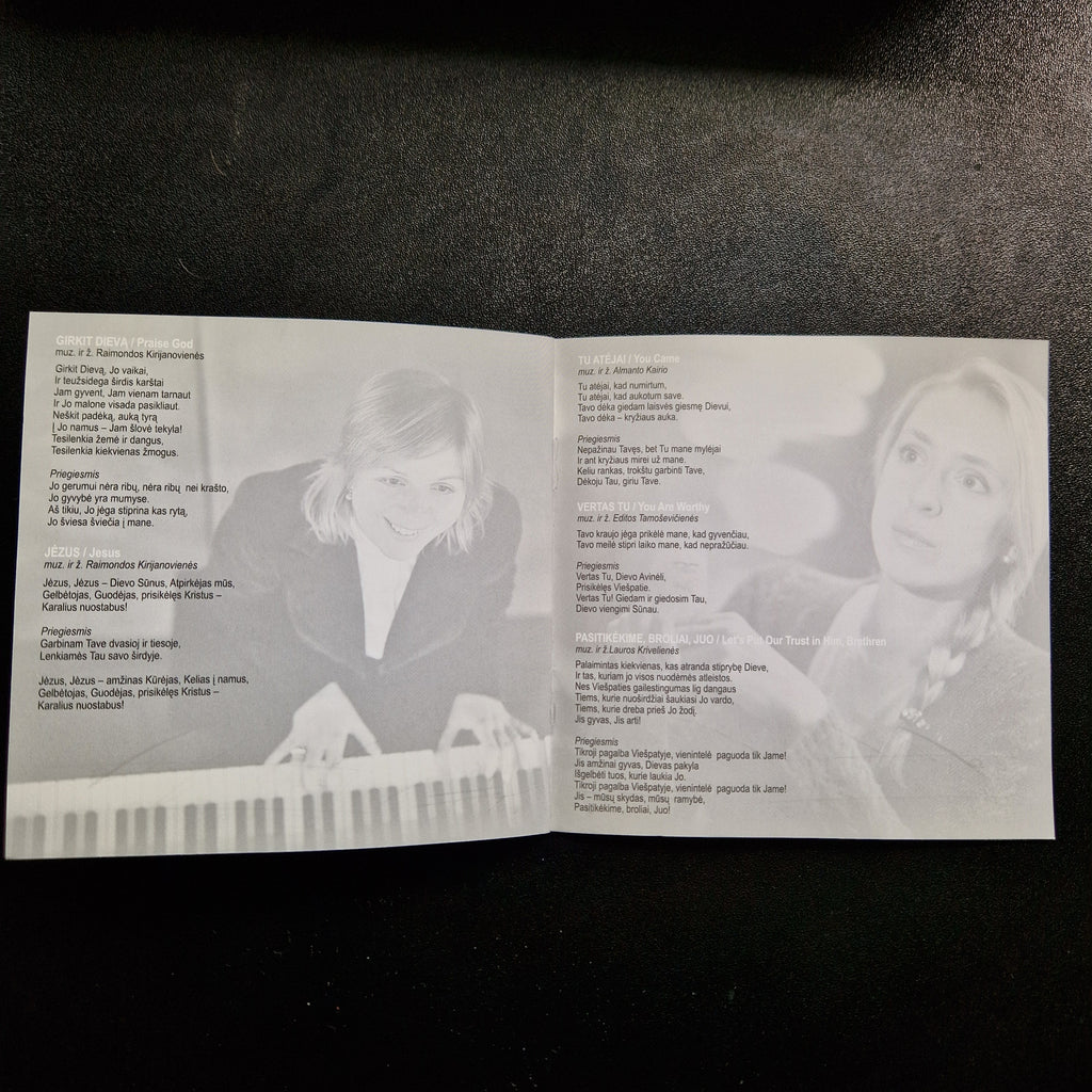 Bažnyčios Tikėjimo Žodis Choras "Maranata" – Dangaus Paliesti / CD Album