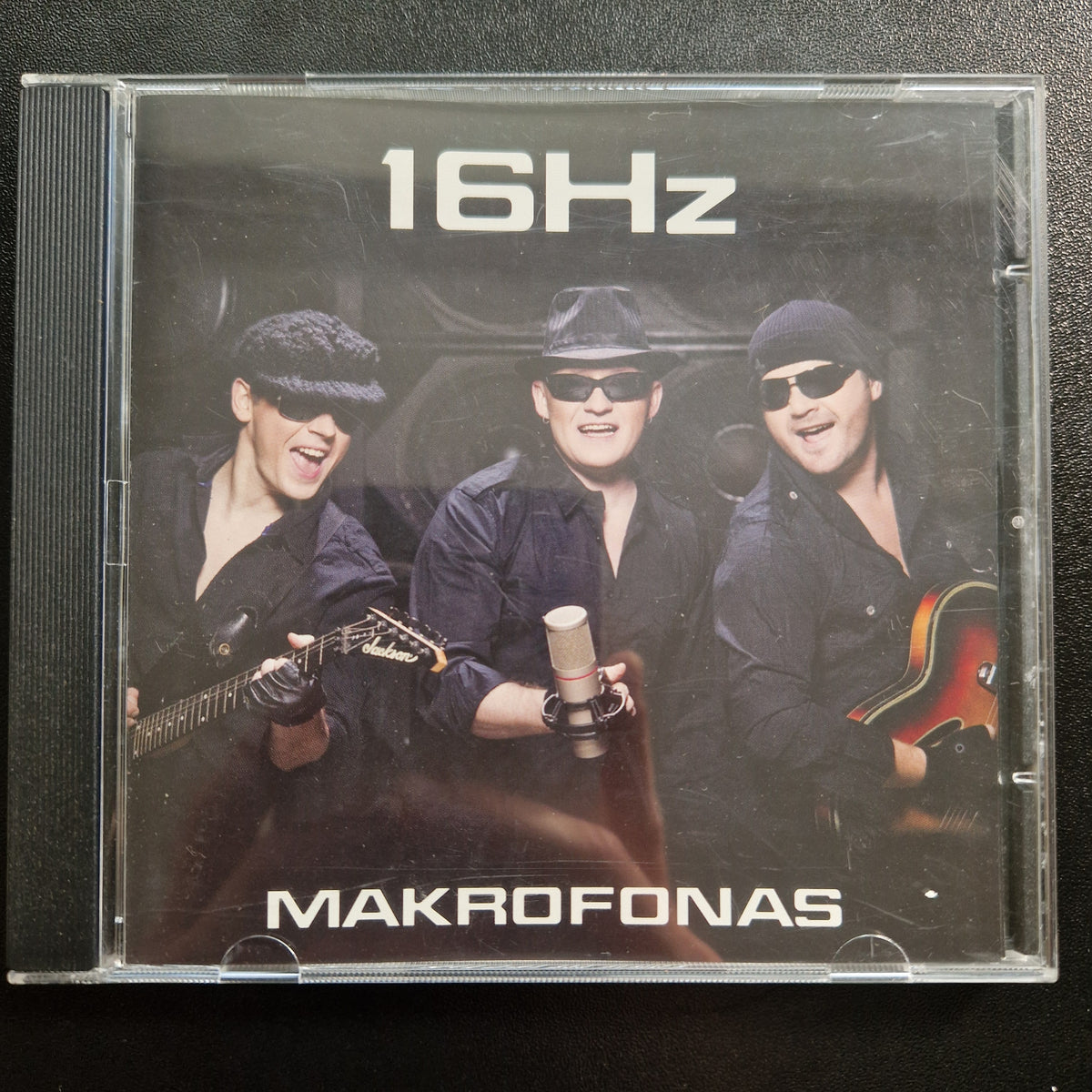16 Hz ‎– Makrofonas / CD Album
