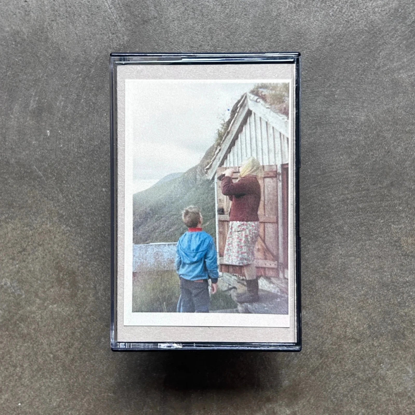 Snows Ov Gethen – Untitled / Cassette Mixtape