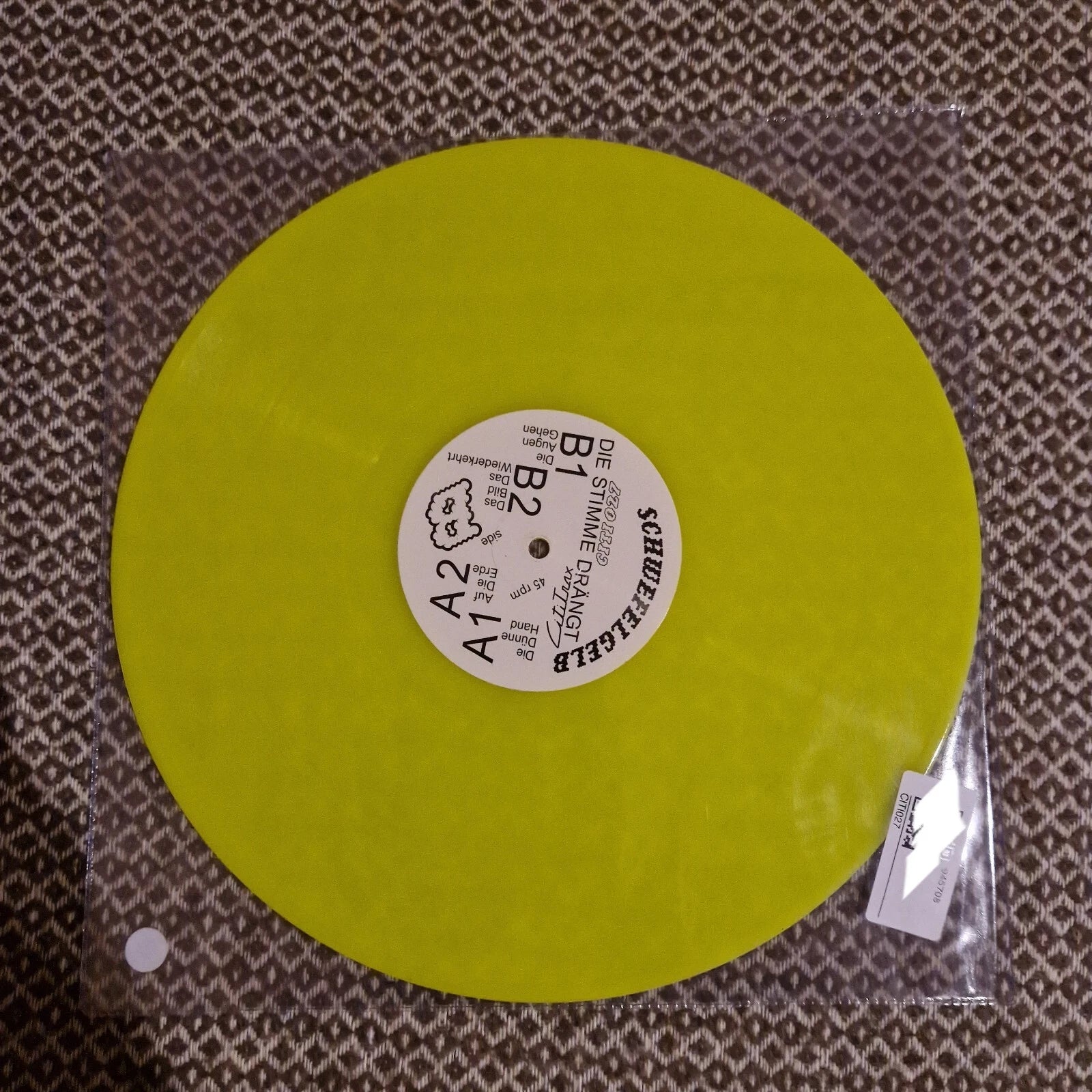 Schwefelgelb ‎– Die Stimme Drängt / Vinyl 12" on Yellow Fluorescent