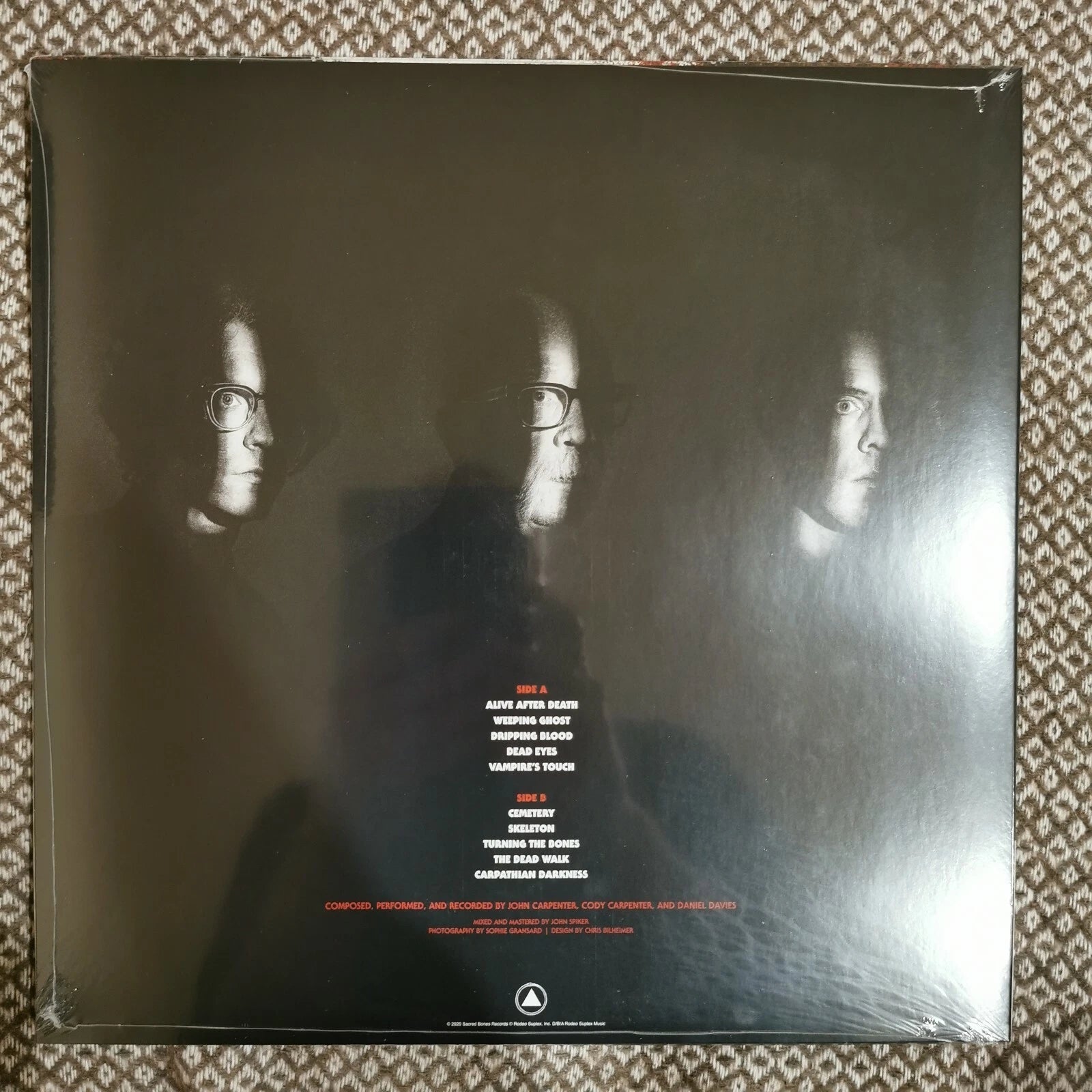 John Carpenter – Lost Themes III: Alive After Death / Vinyl LP Red / White / Bla