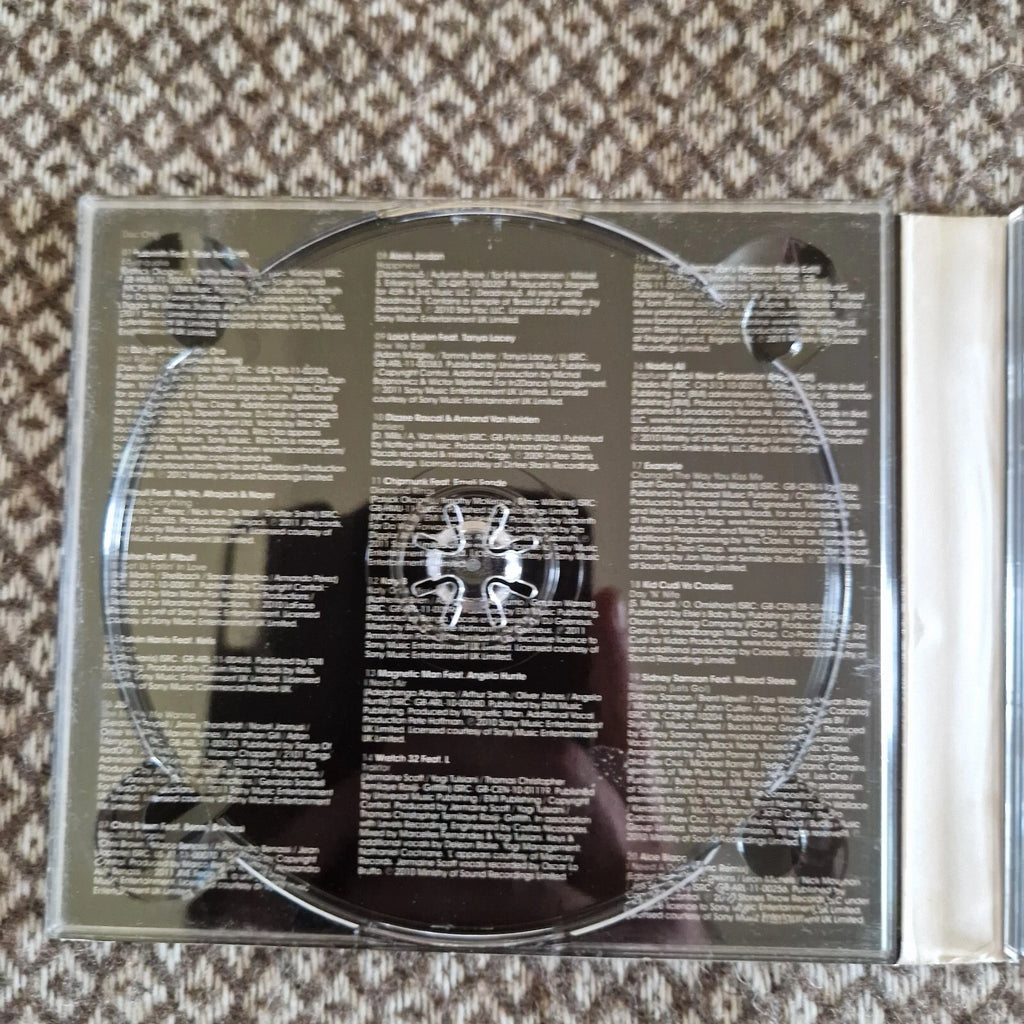 Various – One R&B / CD Album