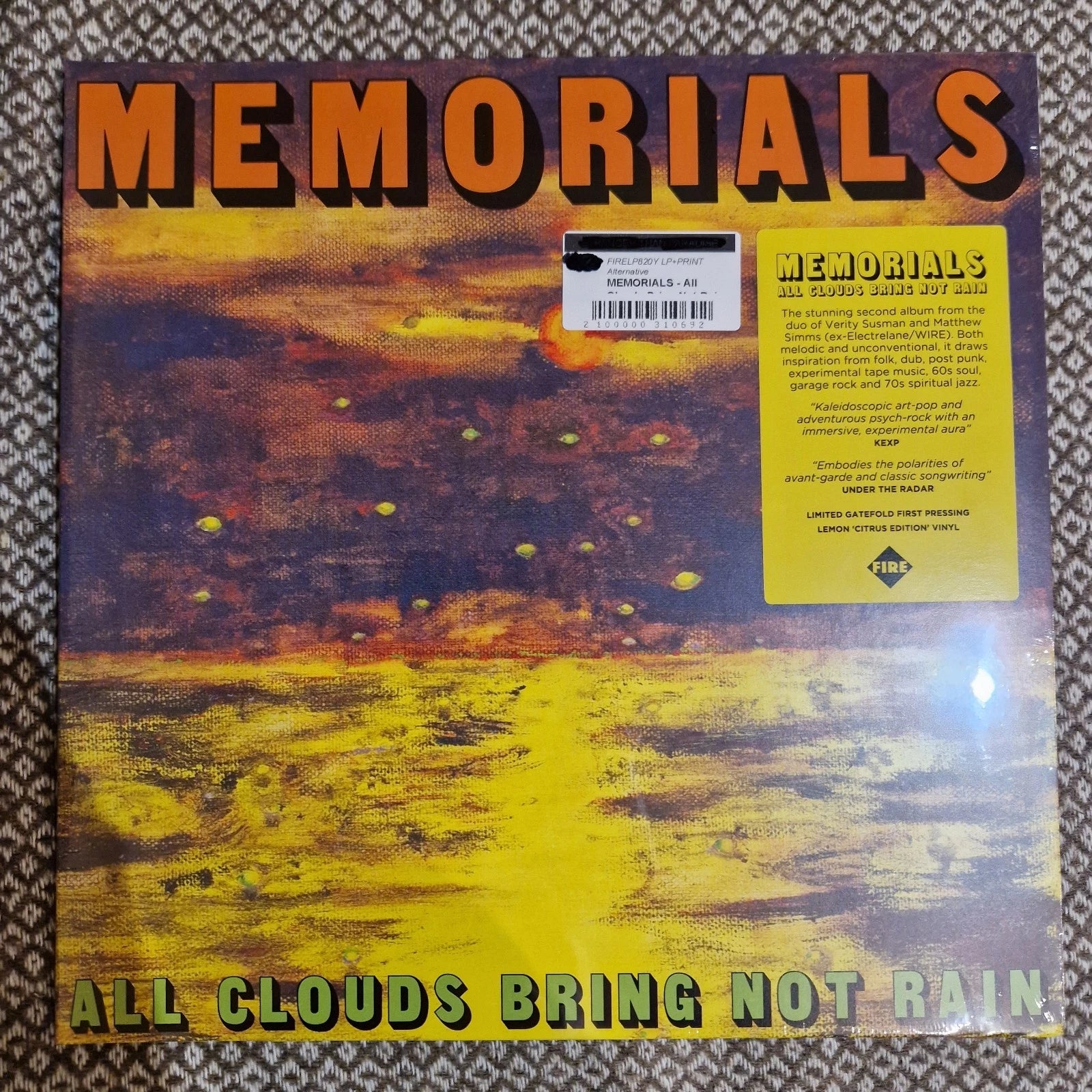MEMORIALS - All Clouds Bring Not Rain / Vinyl LP on COLORED + SIGNED