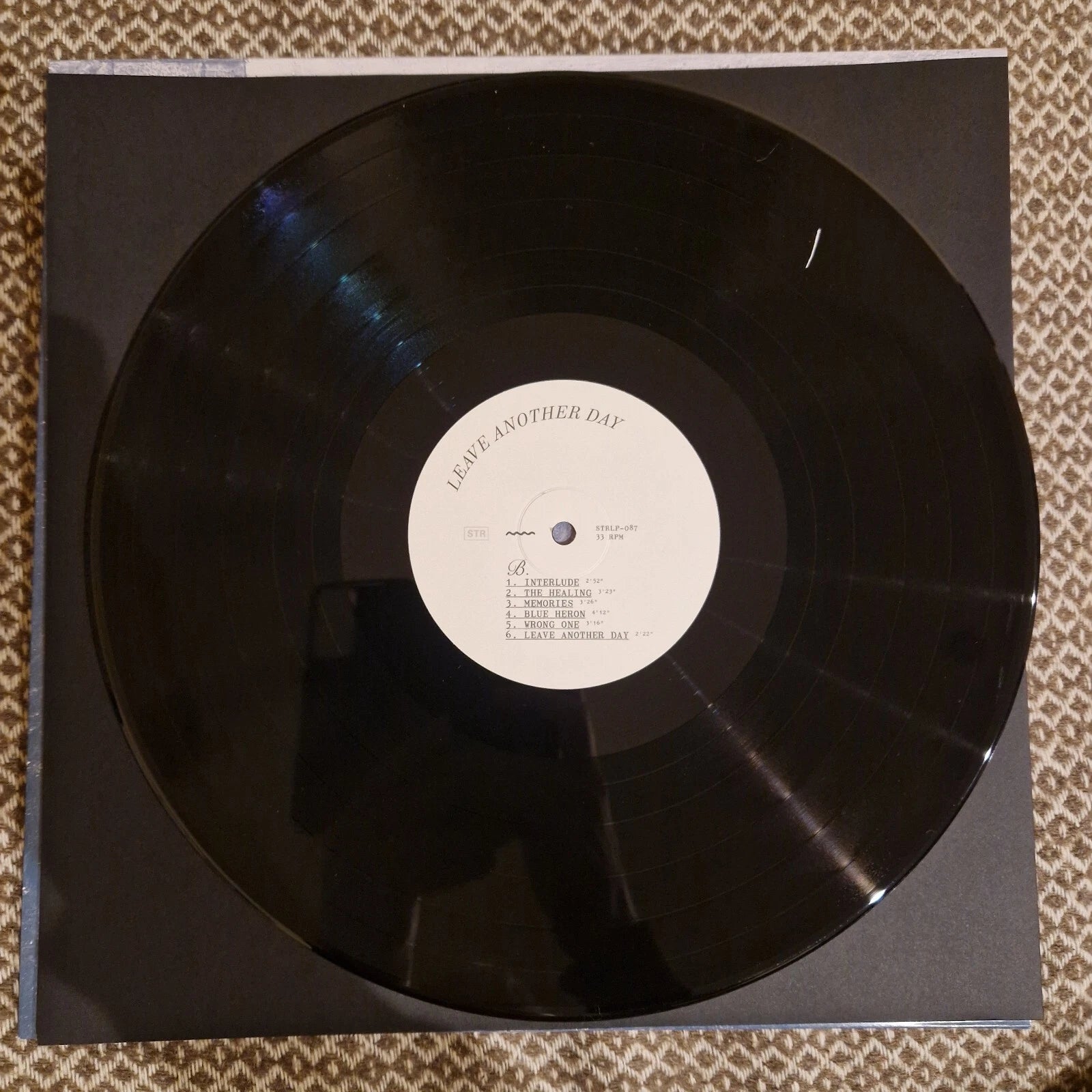 Milan W. - Leave Another Day / Vinyl LP (Blue Artwork)