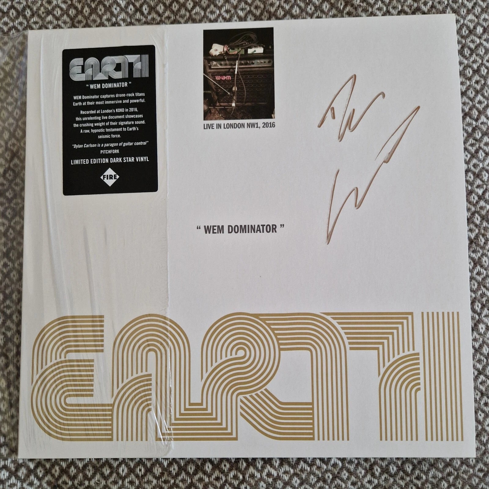 Earth - WEM Dominator (Live In London NW1, 2016) / Vinyl LP on Black Wi / SIGNED
