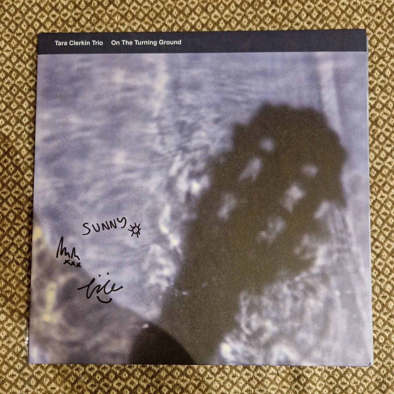 Tara Clerkin Trio ‎– On The Turning Ground / Vinyl EP SIGNED / AUTOGRAPHED