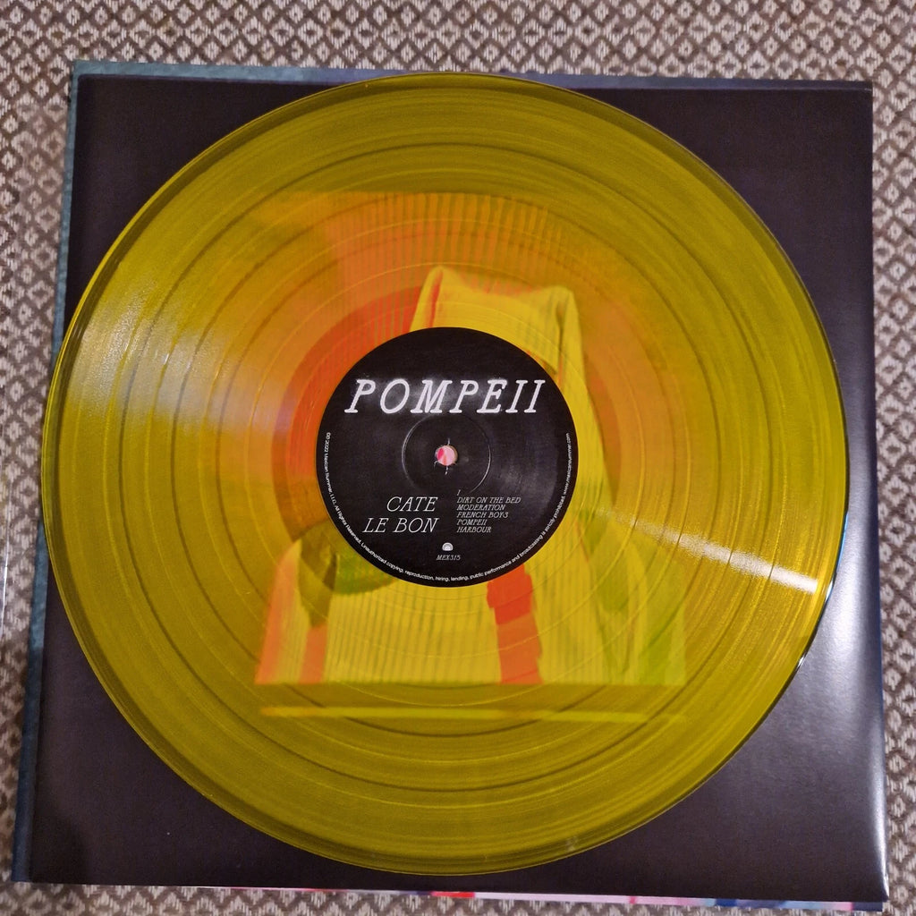 Cate Le Bon – Pompeii / Vinyl LP limited on Yellow + Signed Card